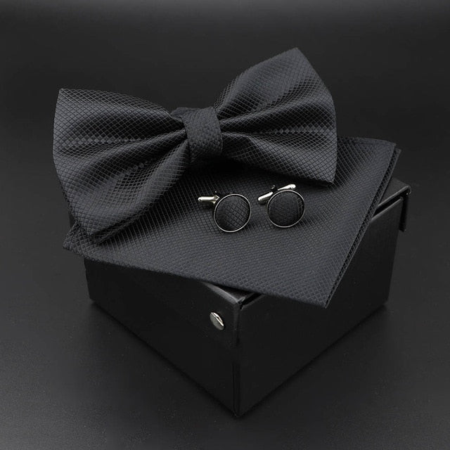 Solid Polyester Polka Dots Bow tie